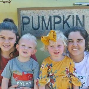 Meet your Posher, Sandy